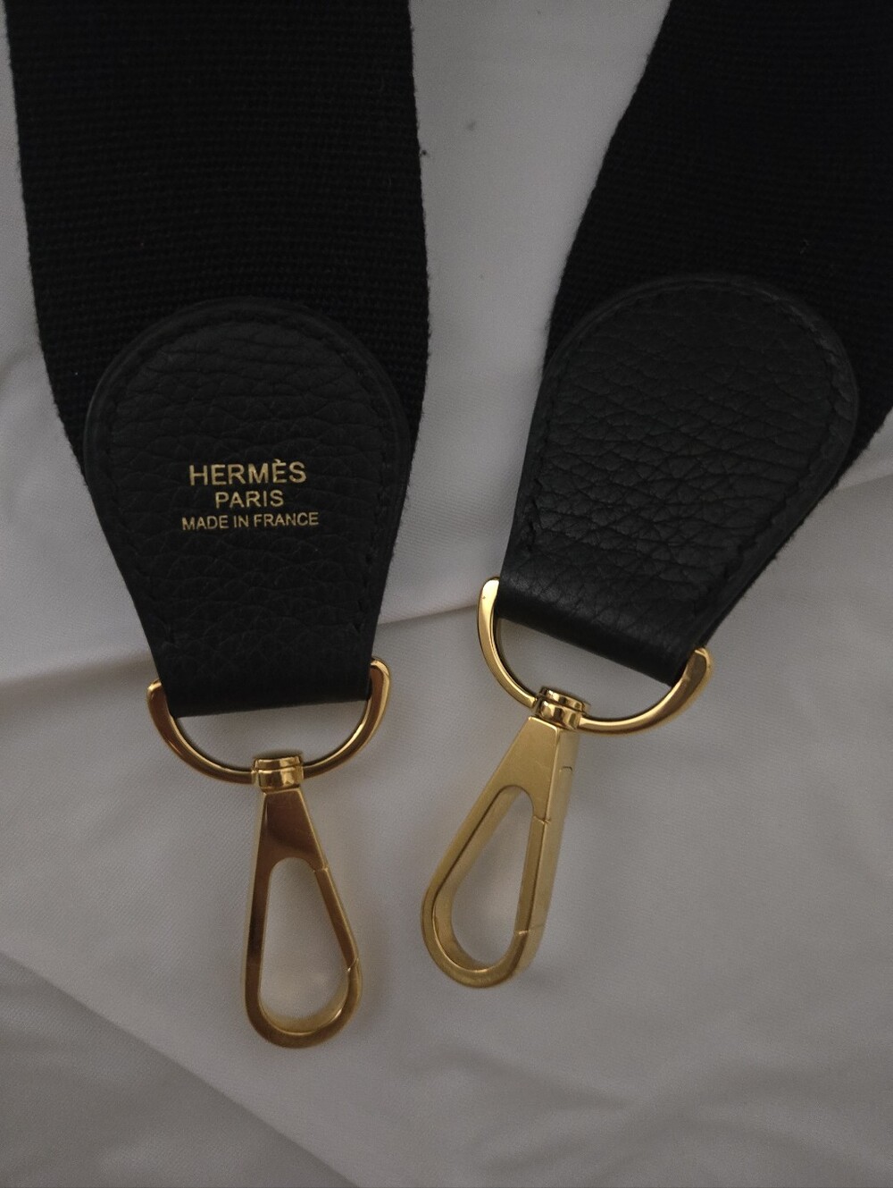 HERMES Black Leather & Gold Strap Accessory